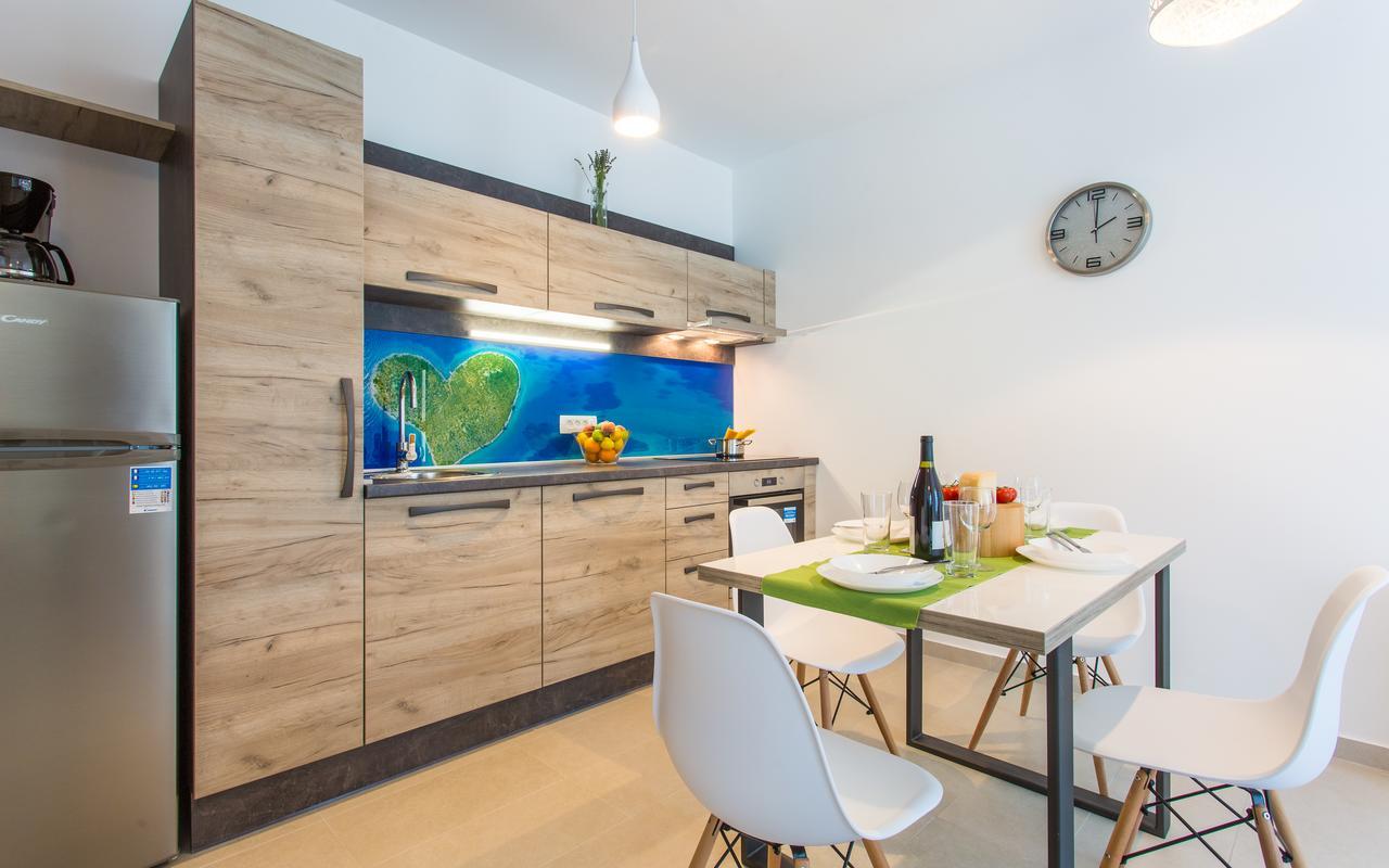 Apartments Viktorija 2 Baška Екстериор снимка
