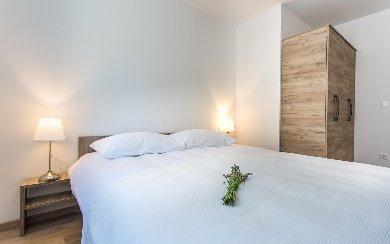 Apartments Viktorija 2 Baška Екстериор снимка