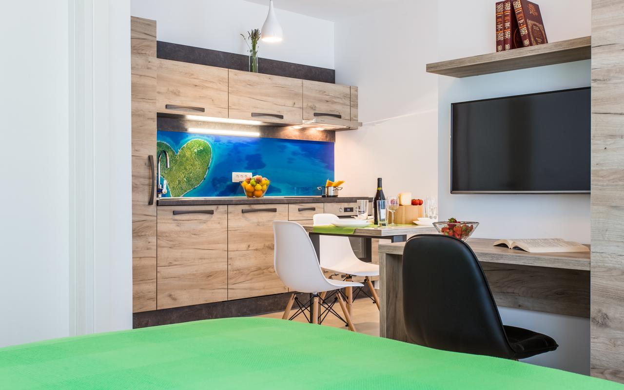 Apartments Viktorija 2 Baška Екстериор снимка