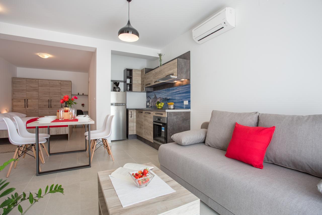 Apartments Viktorija 2 Baška Екстериор снимка