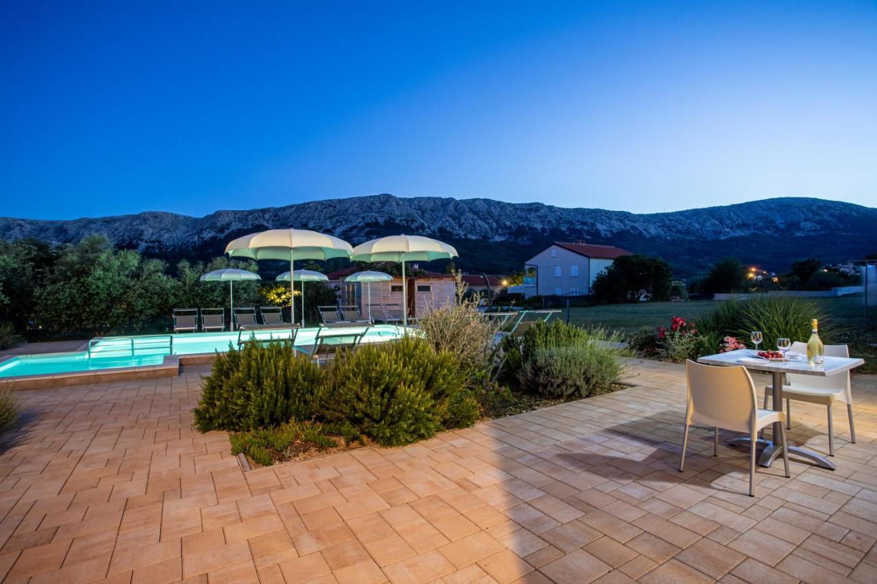 Apartments Viktorija 2 Baška Екстериор снимка